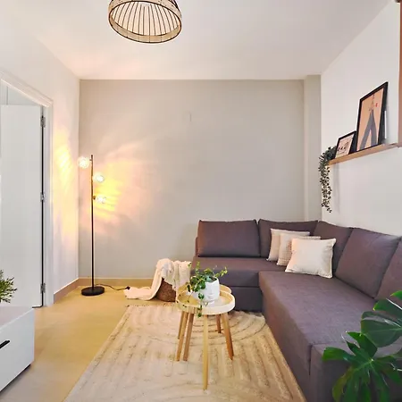 Relaxing Oasis For Digital Nomads With Pool * Τορεβιέχα