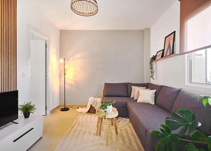 Relaxing Oasis For Digital Nomads With Pool * Торевьиа