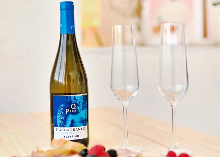 Relaxing Oasis For Digital Nomads With Pool Апартаменты